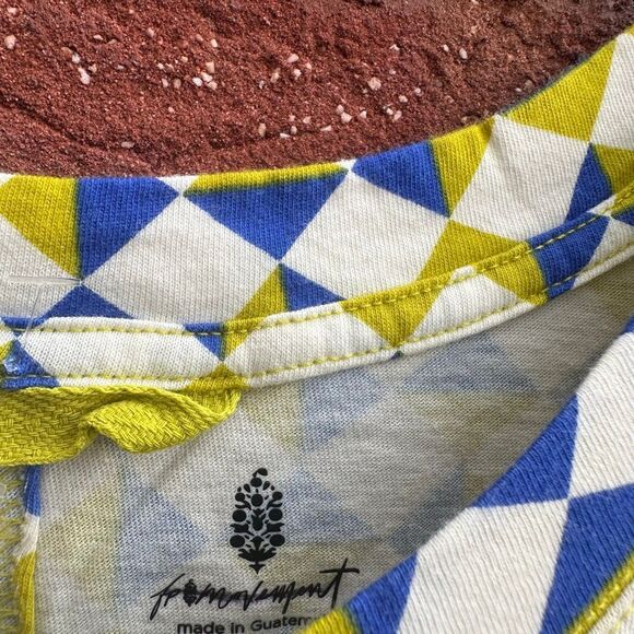 Free People FP Movement Trippy Geo Blue Printed Muscle Tank Cropped Active Top S - Picture 6 of 9